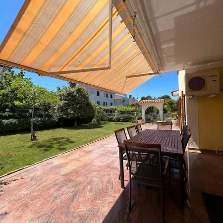 Martina 2 Apartman Poreč